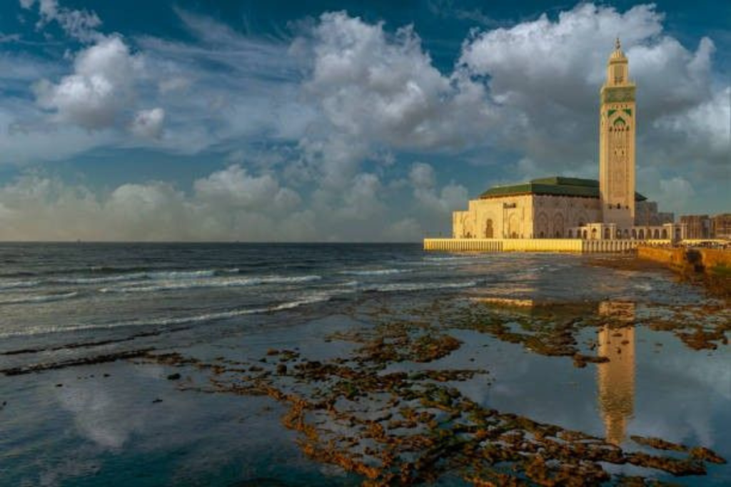 6-Day Morocco Desert Tour from Casablanca to Marrakech (Chefchaouen, Fes & Merzouga)